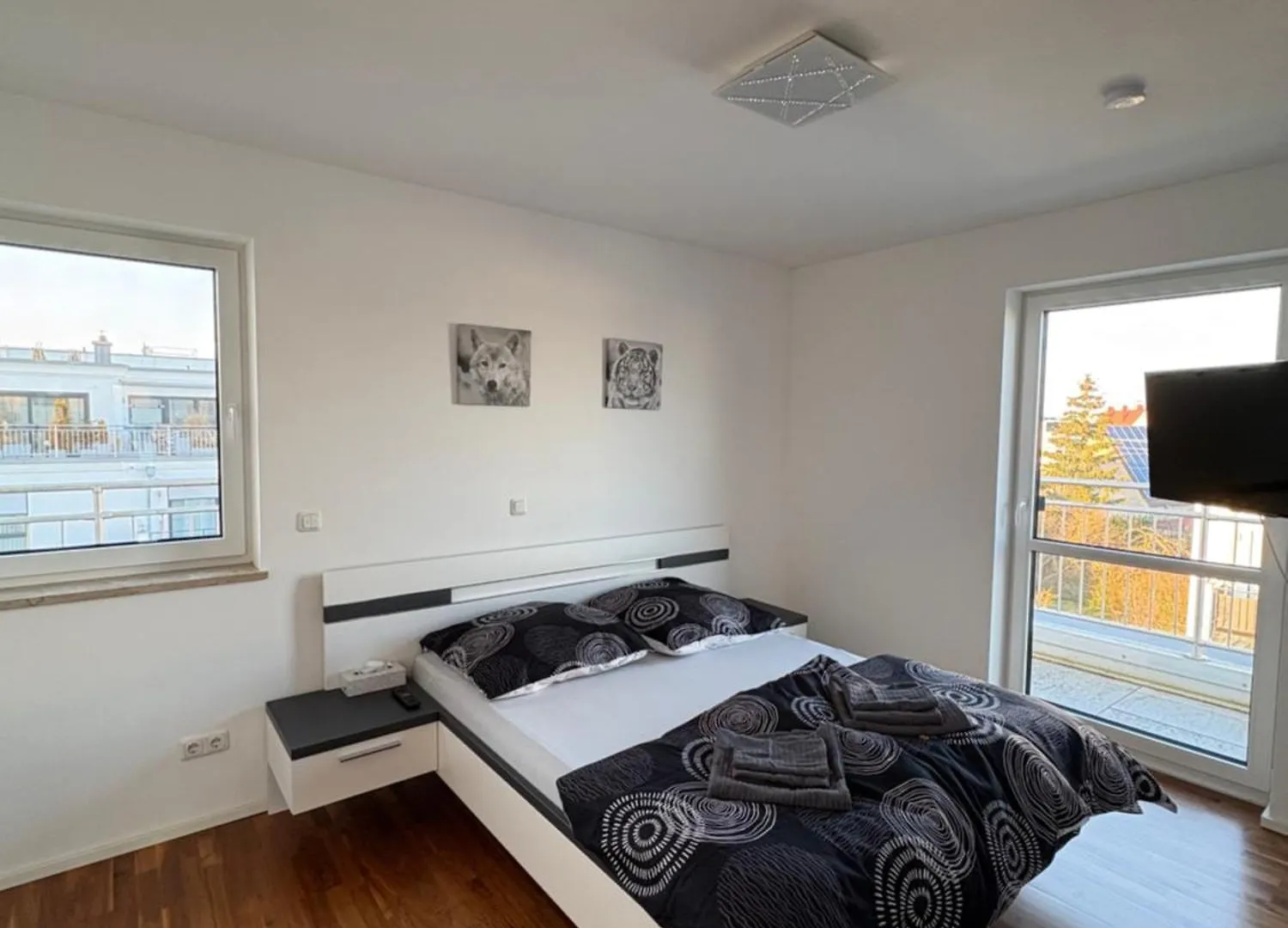 Modernes Serviced Apartment - Fewo Penthouse View 诺德林根