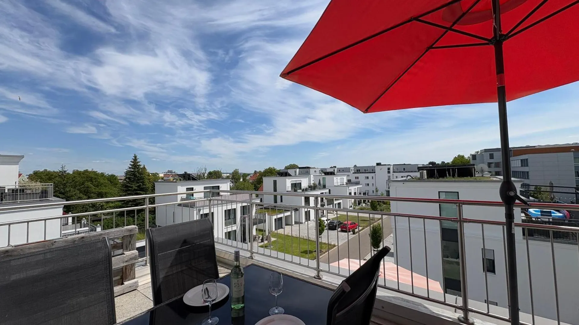 Modernes Serviced Apartment - Fewo Penthouse View 诺德林根